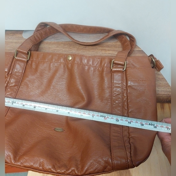 Bentley Leathers Cargo Medium Buterscotch Soft Satchel Handbag - Picture 15 of 16